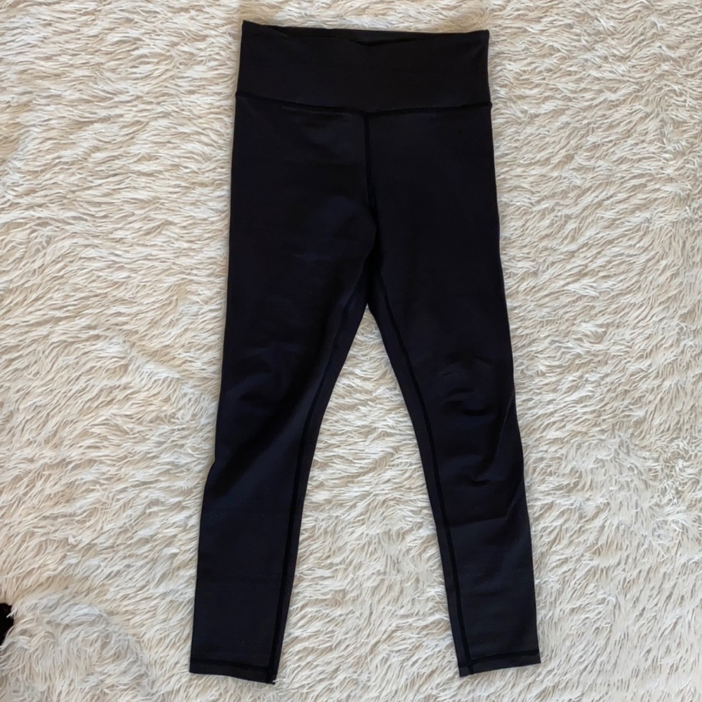 Zyia Black Venom Light N’ Tight Leggings